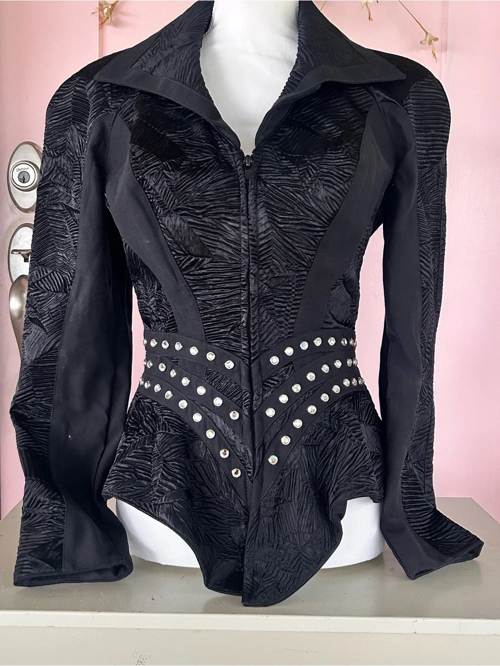 Stunning Y2K bling Caché Textured Zip-Front Jacket with Studded Waist - Picture 3 of 8